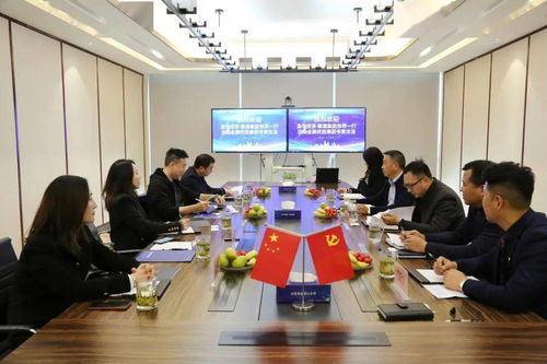 盈信集團領導一行蒞臨金鵬考察