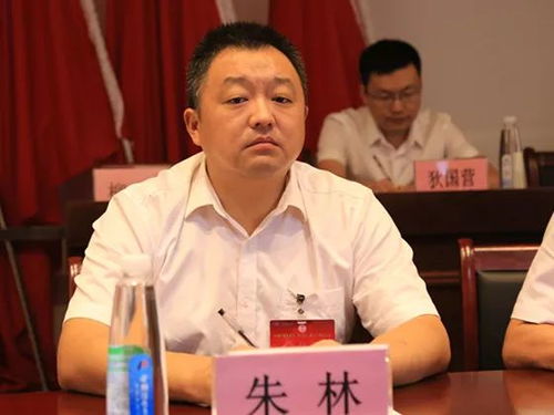 金鵬控股集團(tuán)第二屆會(huì)員職工代表大會(huì)勝利召開(kāi)